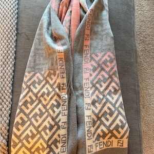Fendi Elegant Gray and Pink Throw